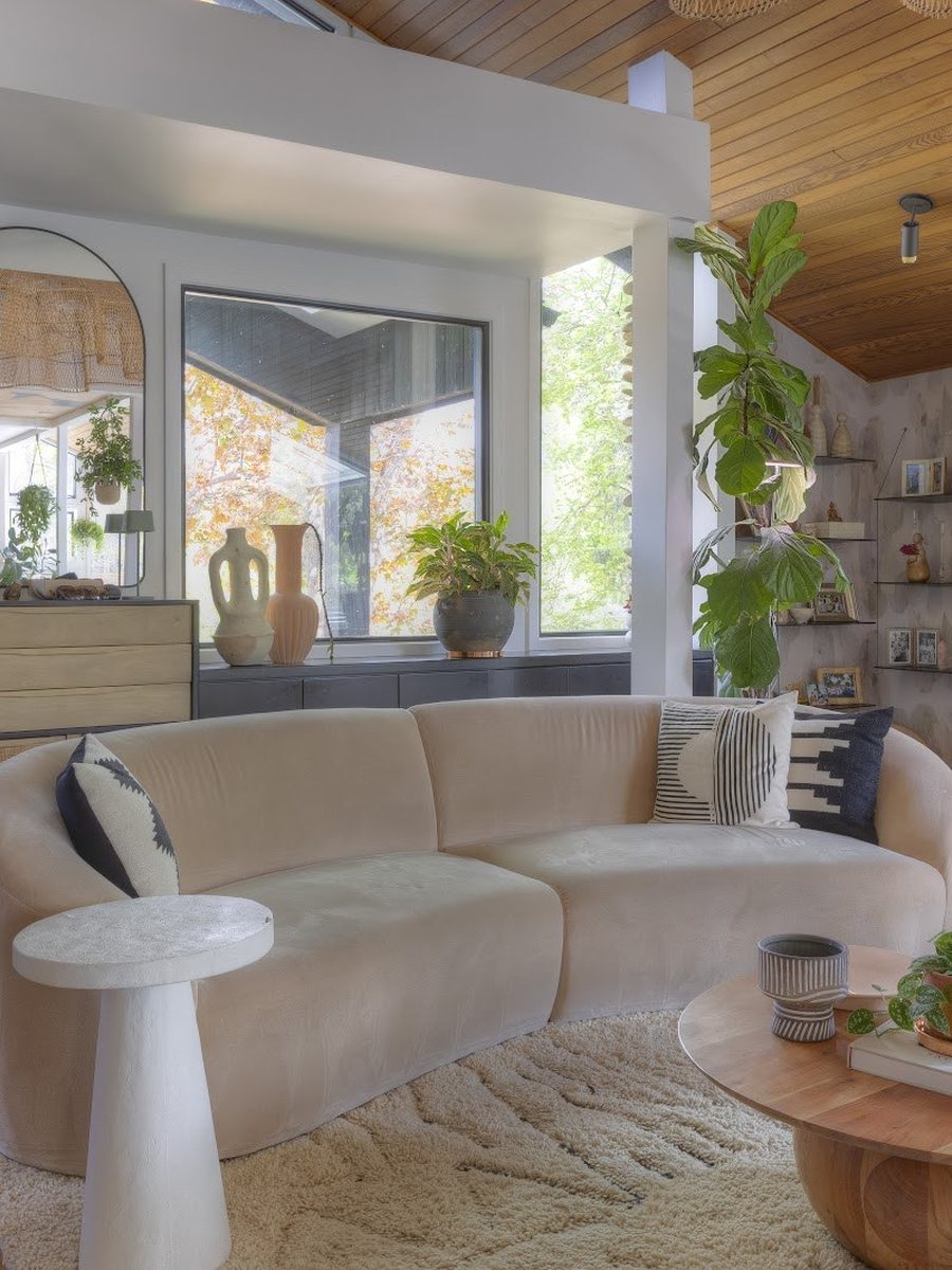 Intimate Retreats